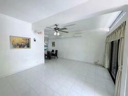 MAYFLOWER CRESCENT (D20), Terrace #529947031